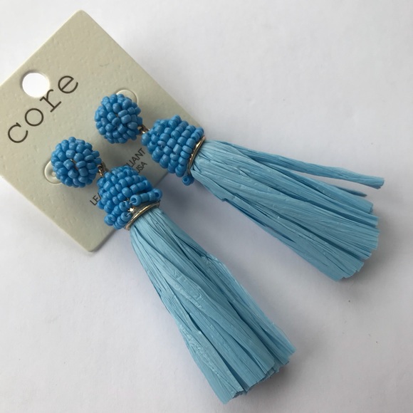 Core | light blue beaded tassel earrings new - Picture 6 of 6
